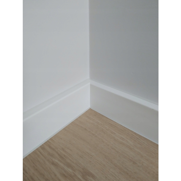 Listwa Venezia biała Korner 2,5 m listwa loft nowoczesna